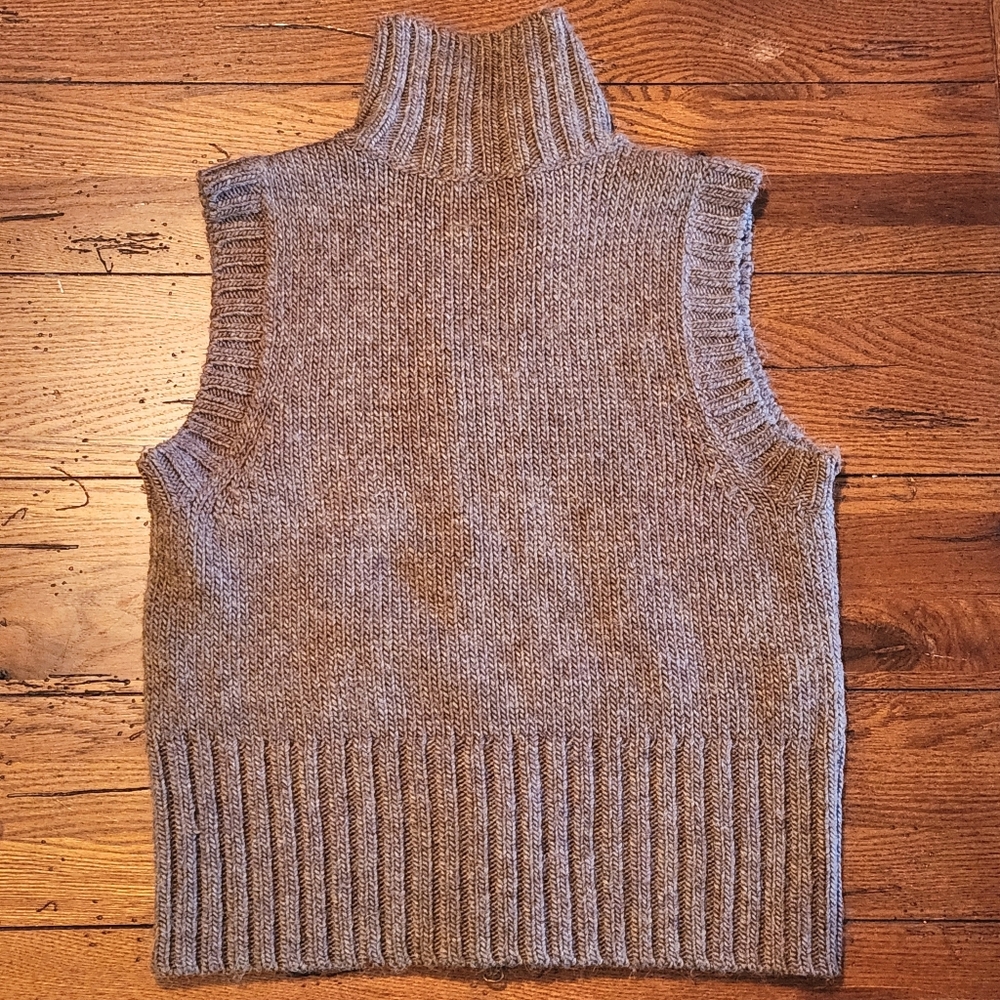 CAbi Alpaca Wool Blend Faux Fur Sweater Vest Sz S | Style 167 - Picture 11 of 13